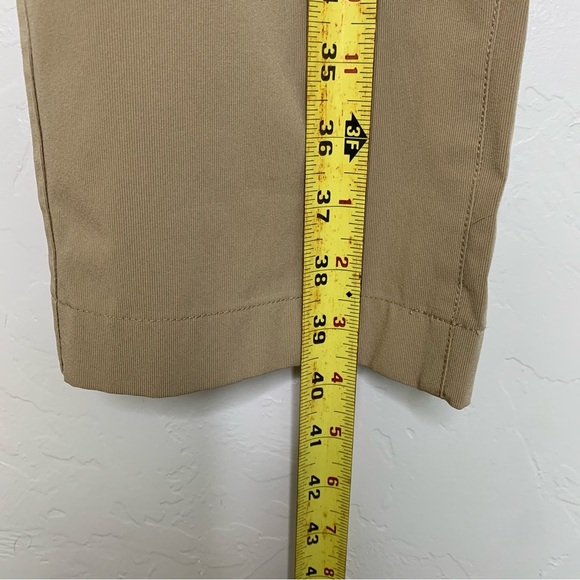 Vineyard Vines Tan Straight Leg Performance Dress Pants Men’s 30x30 Chinos - Picture 10 of 15